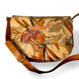 NWOT Patricia Nash Rosolini Leather Tropical Print Brown Crossbody Handbag